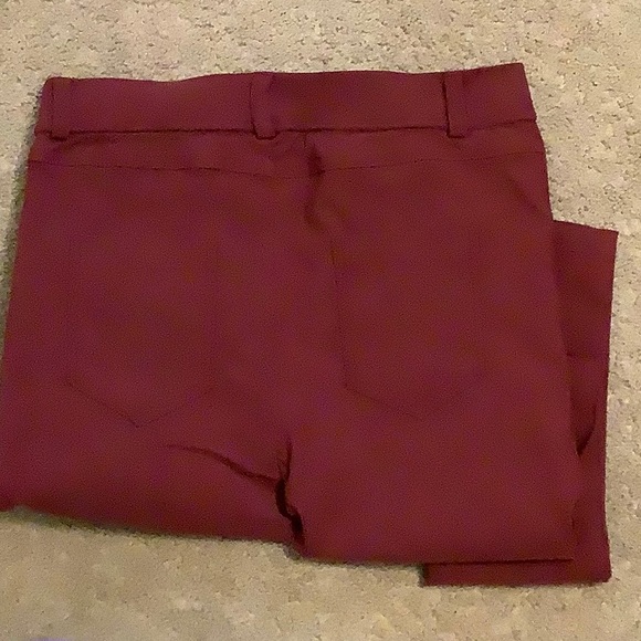 ❤️ AMARYLLIS burgundy 5 pocket pull on stretch jeans, SMALL - Picture 3 of 6